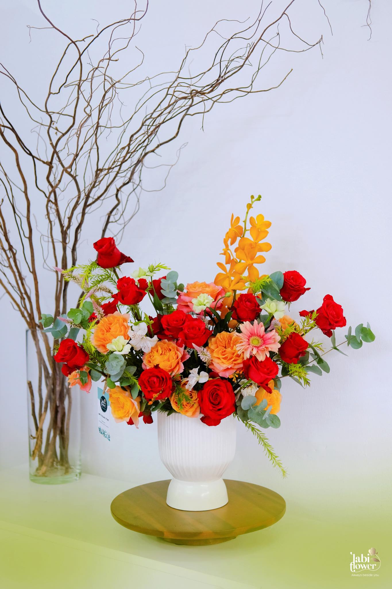 HOA THẢ BÌNH HTB01300