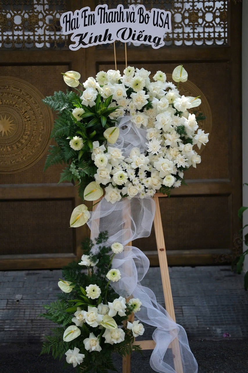 KỆ CHIA BUỒN KB01356